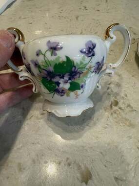 Vintage Saji Made in Japan Purple Violets Floral Sugar Bowl with Gold Trim